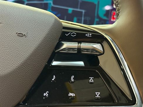 New 2026 Cadillac Escalade Luxury w/ Touring Package image 31