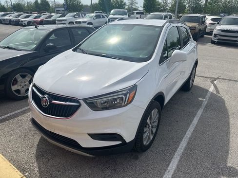 Used 2020 Buick Encore Preferred image 1