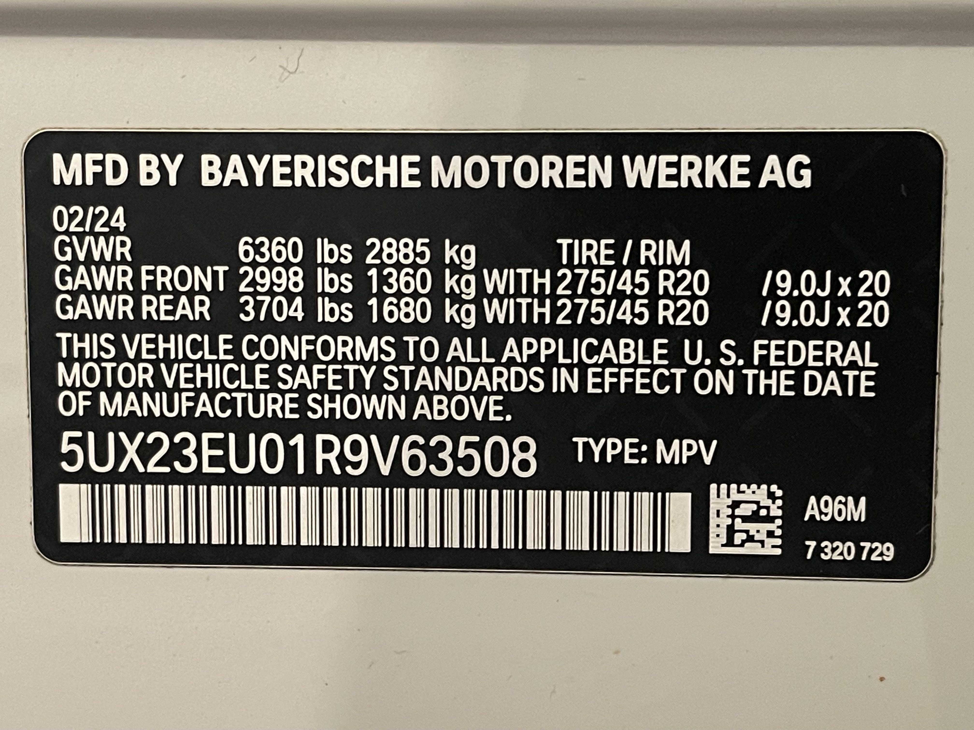 Certified 2024 BMW X5 xDrive40i w/ Parking Assistance Package AWD/4WD image 25