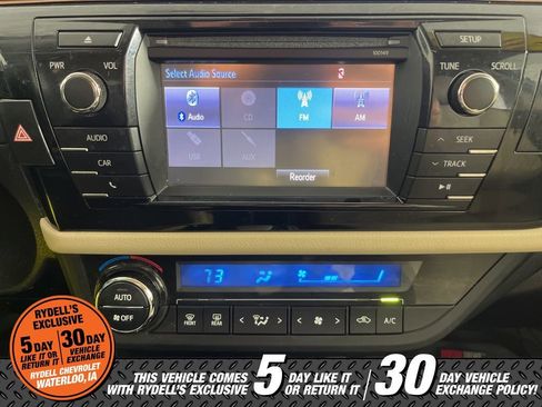 Used 2014 Toyota Corolla LE FWD image 30