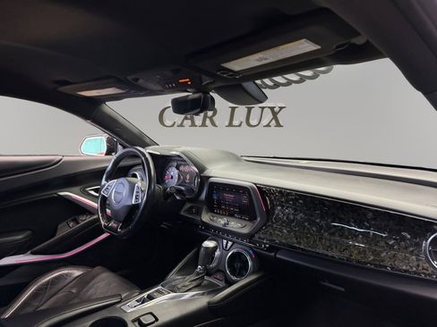 Used 2019 Chevrolet Camaro SS RWD image 24