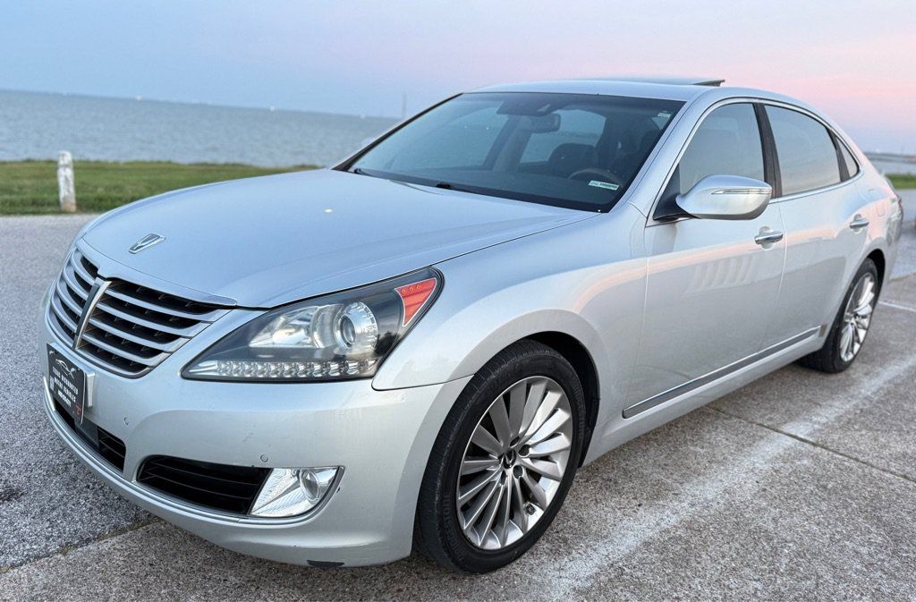Used 2014 Hyundai Equus Signature RWD image 1