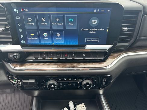 Used 2024 Chevrolet Silverado 1500 LT Trail Boss w/ Convenience Package II image 30