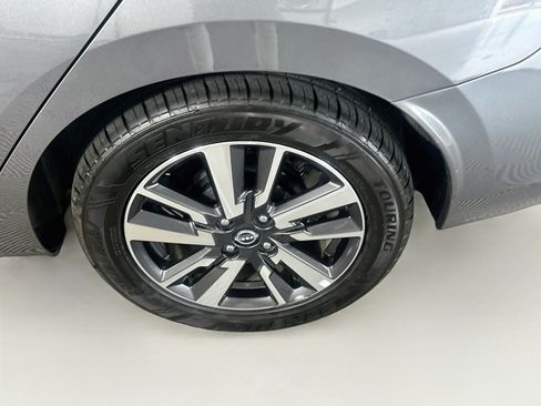 Used 2024 Nissan Versa SV FWD image 11