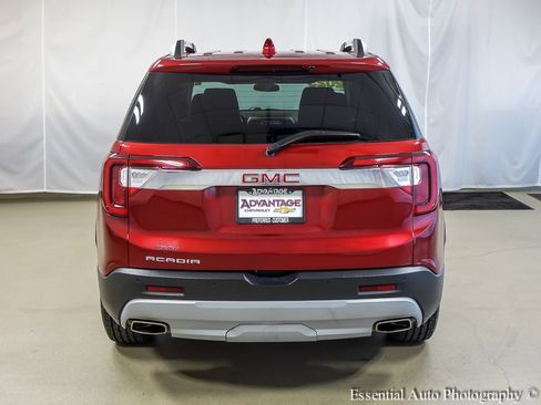 Used 2023 GMC Acadia SLE w/ Driver Convenience Package FWD image 6