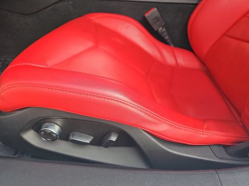 Used 2021 Chevrolet Corvette Stingray Preferred Cpe w/ Z51 Performance Package RWD image 30