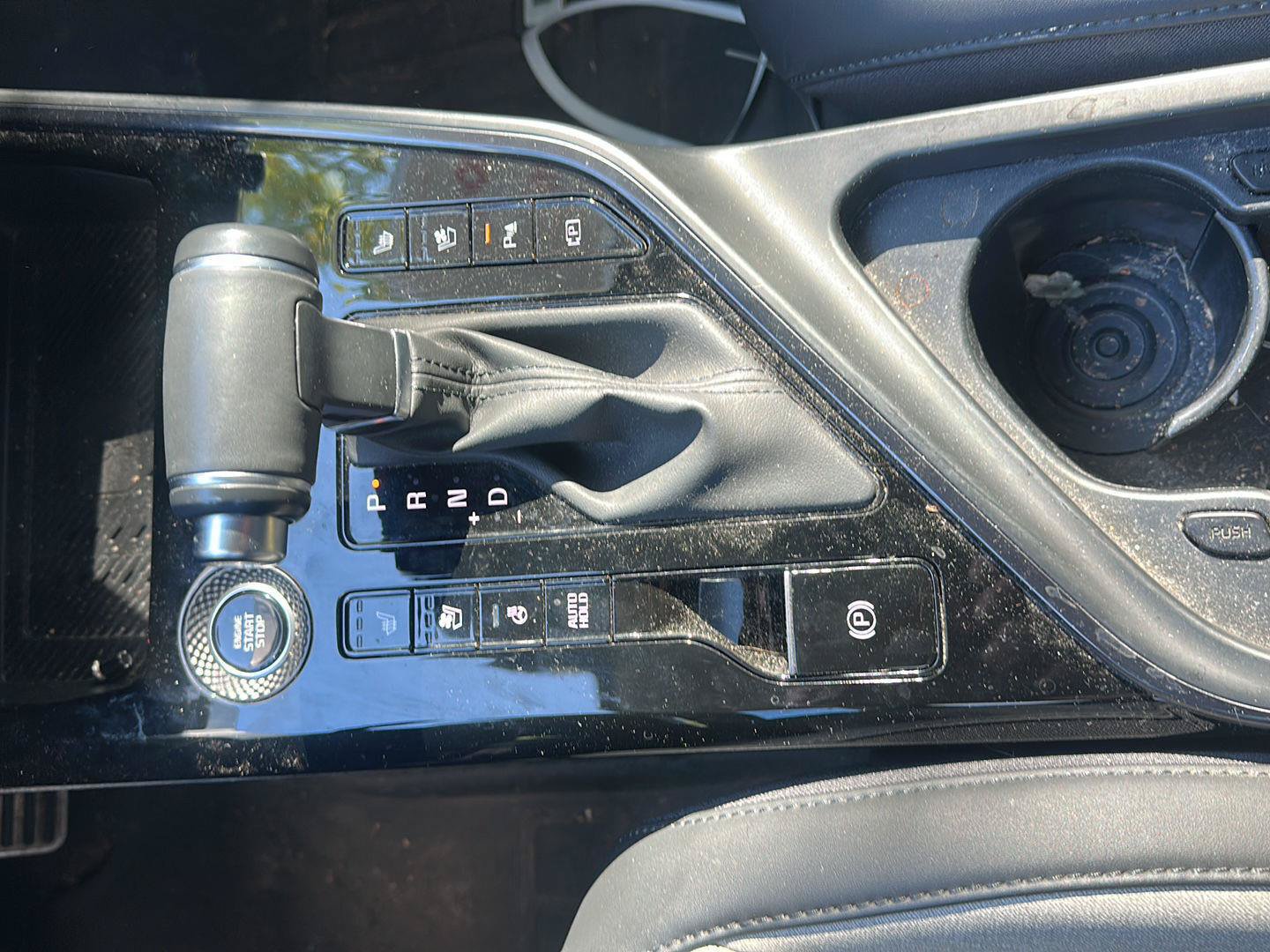 Used 2024 Kia Niro SX Touring FWD image 19