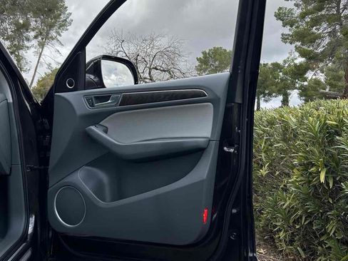 Used 2015 Audi Q5 2.0T Premium Plus w/ Technology Package image 28