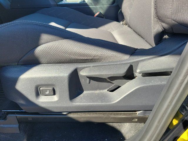 Used 2024 Toyota Tacoma SR5 AWD/4WD image 35
