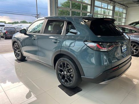 Certified 2024 Honda HR-V Sport image 10