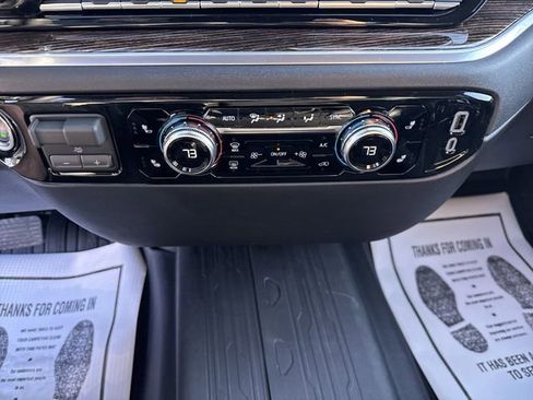 New 2026 GMC Sierra 1500 SLE AWD/4WD image 22