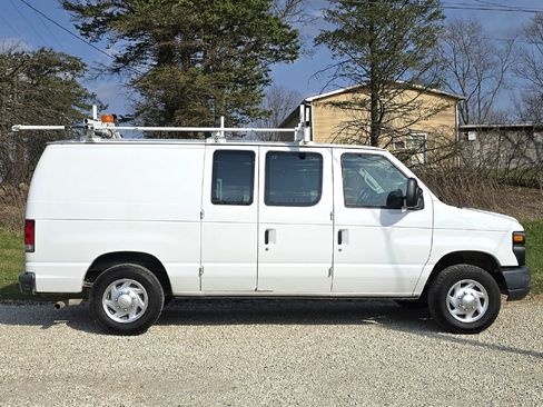 Used 2014 Ford E-150 and Econoline 150 image 8