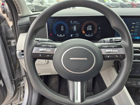 Used 2025 Hyundai Tucson SEL image 17