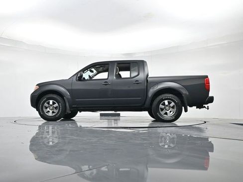 Used 2013 Nissan Frontier PRO-4X image 36
