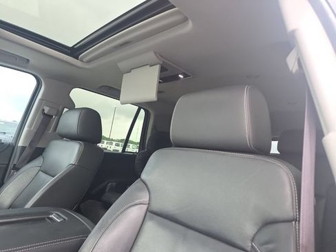 Used 2015 Chevrolet Tahoe LT AWD/4WD image 10