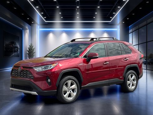 Used 2020 Toyota RAV4 Limited AWD/4WD image 8