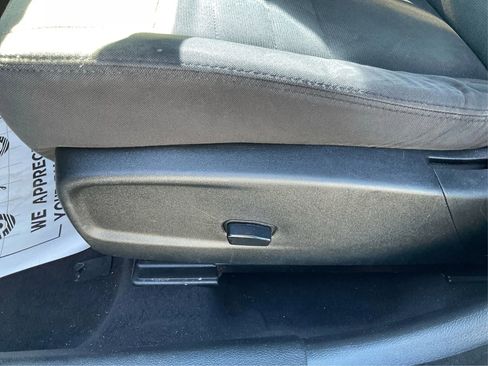 Used 2014 Dodge Charger SE image 17