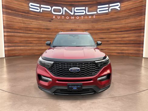 Certified 2020 Ford Explorer ST w/ Premium Technology Package AWD/4WD image 10