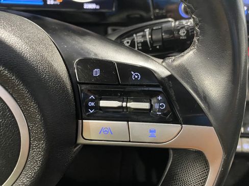 Used 2022 Hyundai Elantra SEL w/ Convenience Package image 18