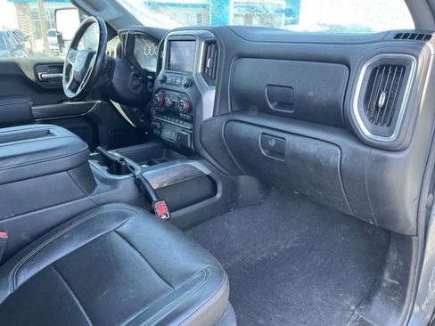 Used 2020 Chevrolet Silverado 2500 LTZ w/ LTZ Convenience Package image 27