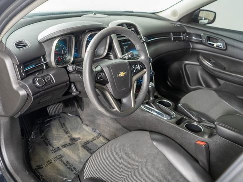 Used 2015 Chevrolet Malibu LT image 14