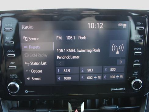 Used 2021 Toyota Corolla LE image 19