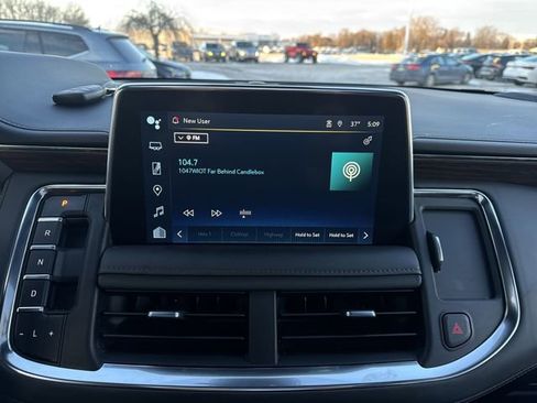 Used 2023 Chevrolet Tahoe High Country AWD/4WD image 13