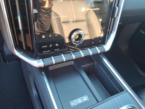 New 2026 GMC Acadia Elevation image 14