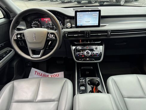 Used 2022 Lincoln Corsair FWD image 28