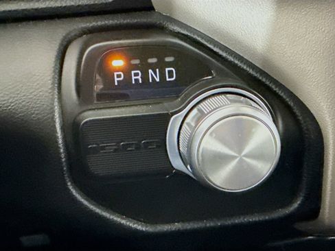 Used 2021 RAM 1500 Laramie RWD image 17