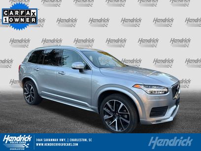 Certified 2022 Volvo XC90 T6 Momentum w/ Climate Package