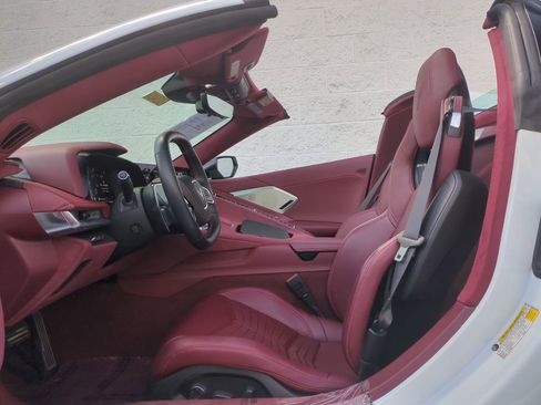 Used 2021 Chevrolet Corvette Stingray Premium Conv w/ Z51 Performance Package RWD image 12