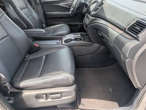 Used 2022 Honda Pilot Special Edition image 31