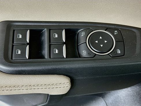Used 2025 Ford Ranger Lariat RWD image 15