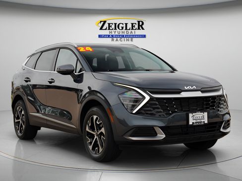 Used 2024 Kia Sportage EX AWD/4WD image 1