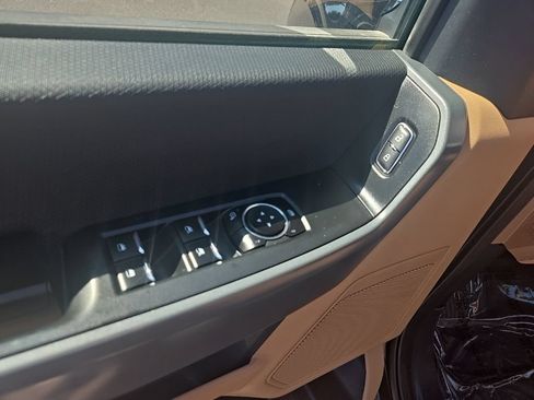 Used 2023 Ford F150 XLT AWD/4WD image 10