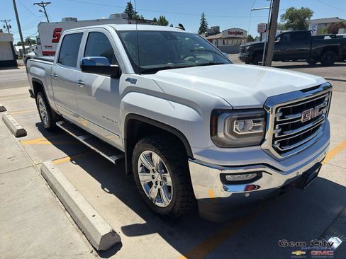Used 2018 GMC Sierra 1500 SLT image 4