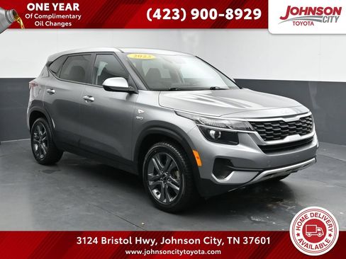 Used 2023 Kia Seltos LX image 1