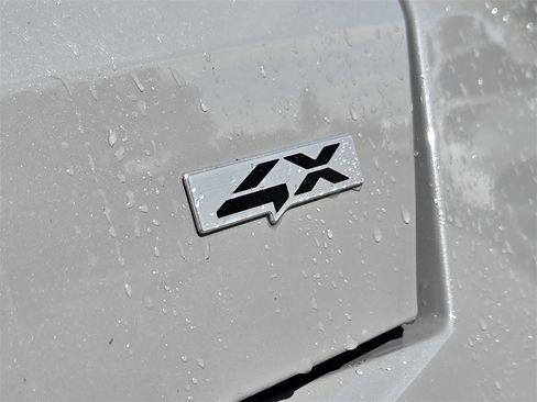 New 2026 Kia Sorento S image 7