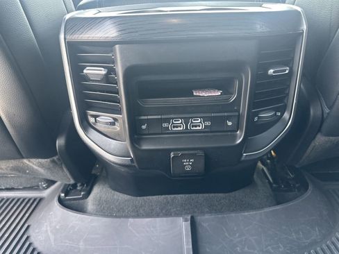 Used 2024 RAM 1500 Laramie AWD/4WD image 25
