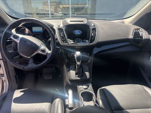 Used 2016 Ford Escape Titanium w/ Equipment Group 301A FWD image 3