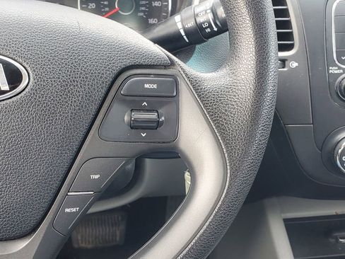Used 2016 Kia Forte LX FWD image 17