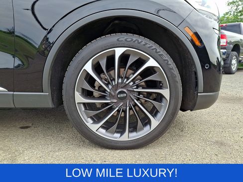 Used 2021 Lincoln Aviator Reserve w/ Equipment Group 202A AWD/4WD image 9