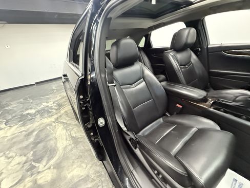 Used 2013 Cadillac XTS Luxury w/ Driver Awareness Package image 20