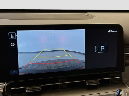 Used 2025 Hyundai Kona SEL image 23