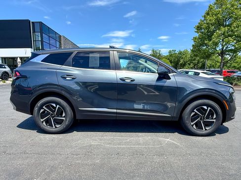 Certified 2025 Kia Sportage LX AWD/4WD image 5