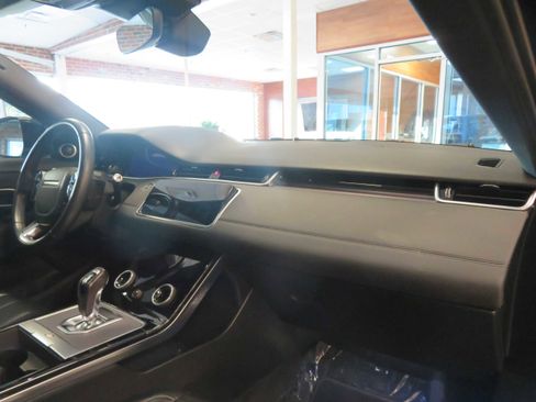 Used 2020 Land Rover Range Rover Evoque SE AWD/4WD image 28
