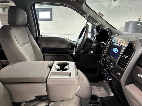 Used 2019 Ford F250 XLT w/ Snow Plow Prep Package image 22