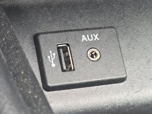 Used 2016 Nissan Altima 2.5 SV w/ Convenience Package FWD image 4