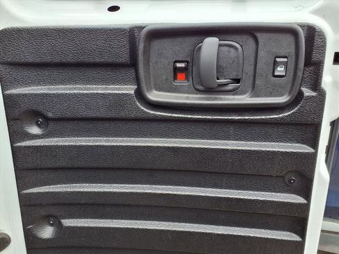 Used 2024 Chevrolet Express 2500 w/ Driver Convenience Package image 9